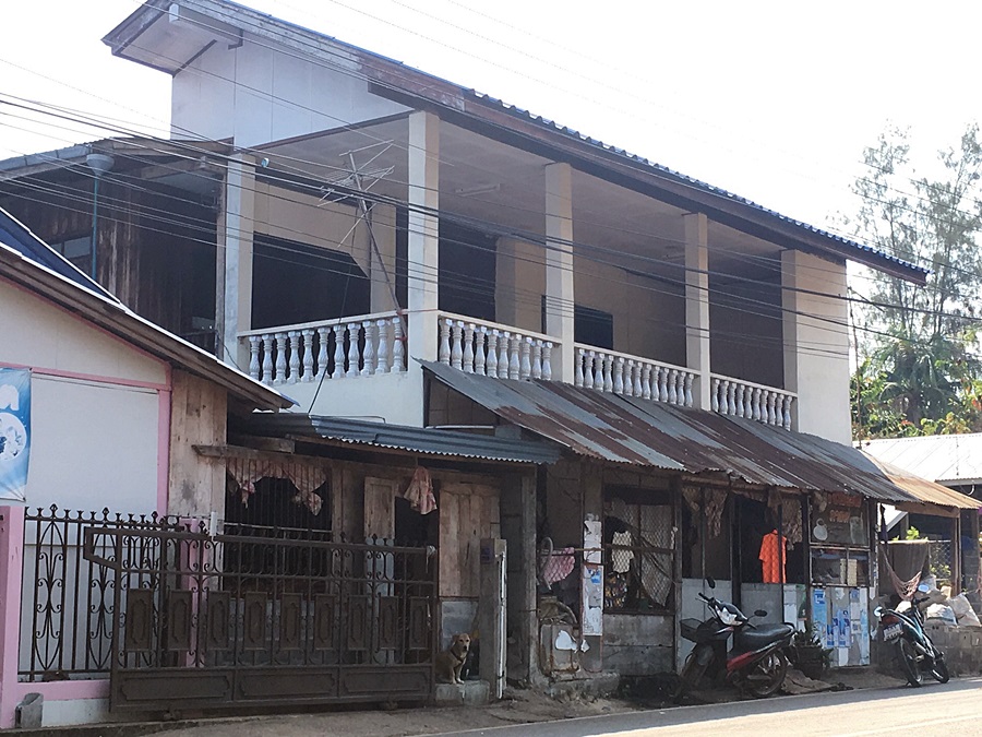 บ้านเดี่ยว อุบลราชธานี ม่วงสามสิบ เตย 0