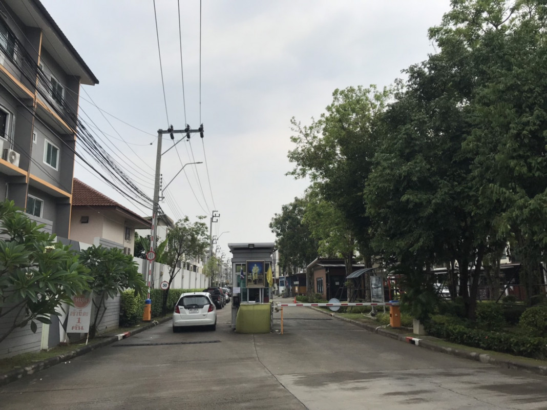 ทาวน์เฮ้าส์ ซิกเนเจอร์ กรุงเทพมหานคร หนองแขม หนองค้างพลู 2550000