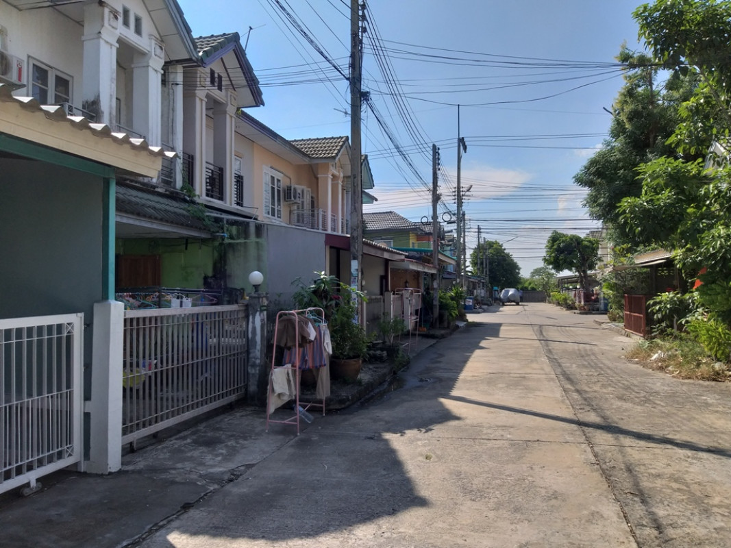 ทาวน์เฮ้าส์ ปทุมธานี ธัญบุรี ลำผักกูด 1050000