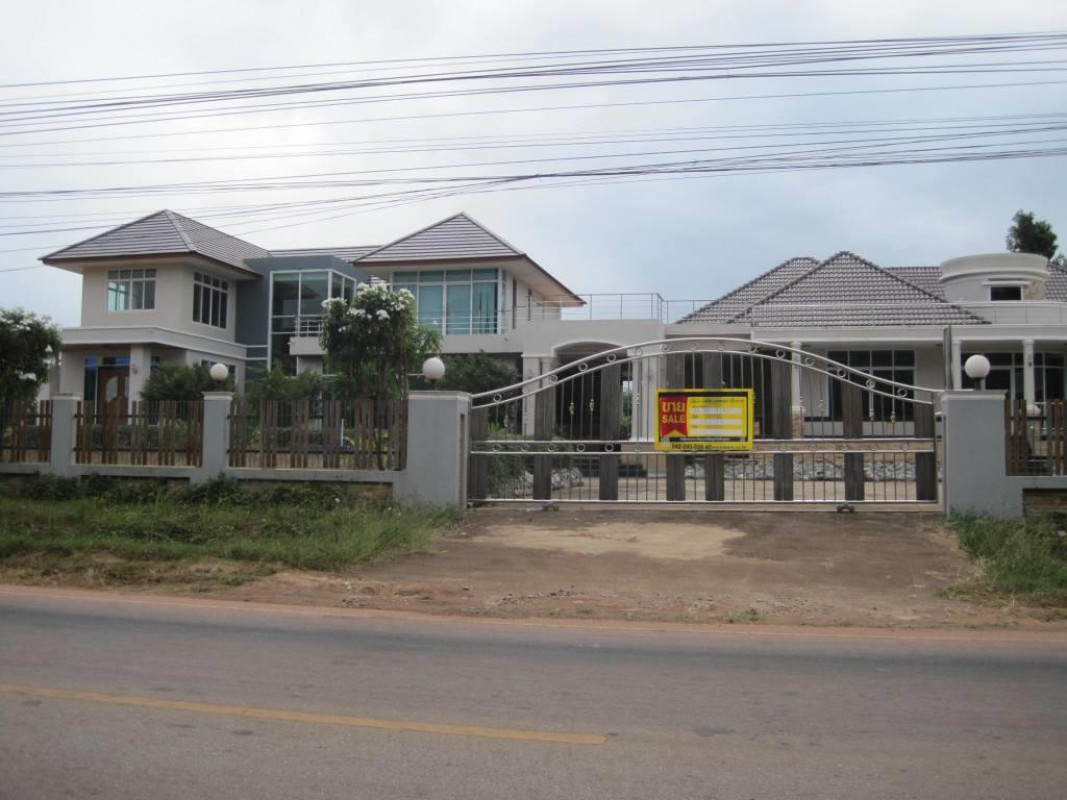 Single house Sakon Nakhon Mueang Sakon Nakhon Nong Lat 20178000
