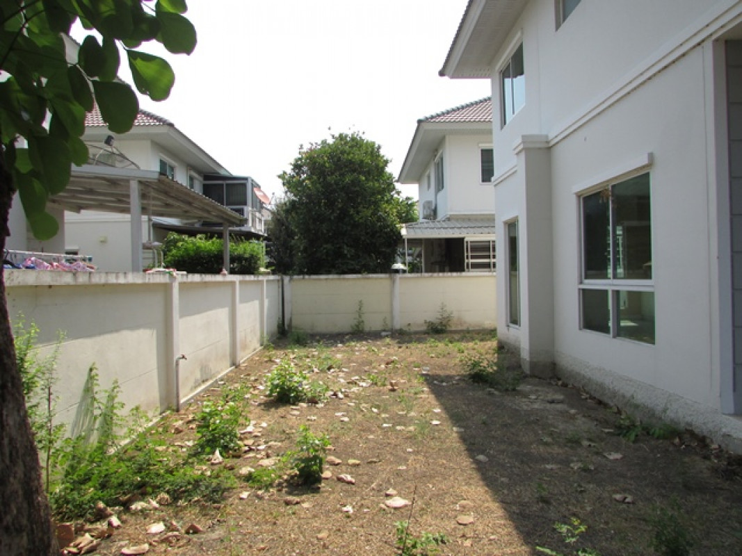 Single house Bangkok Min Buri Min Buri 4200000