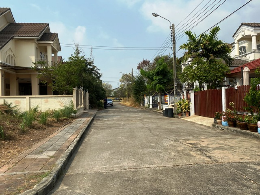 Single house Samut Prakan Bang Phli Bang Pla 3360000