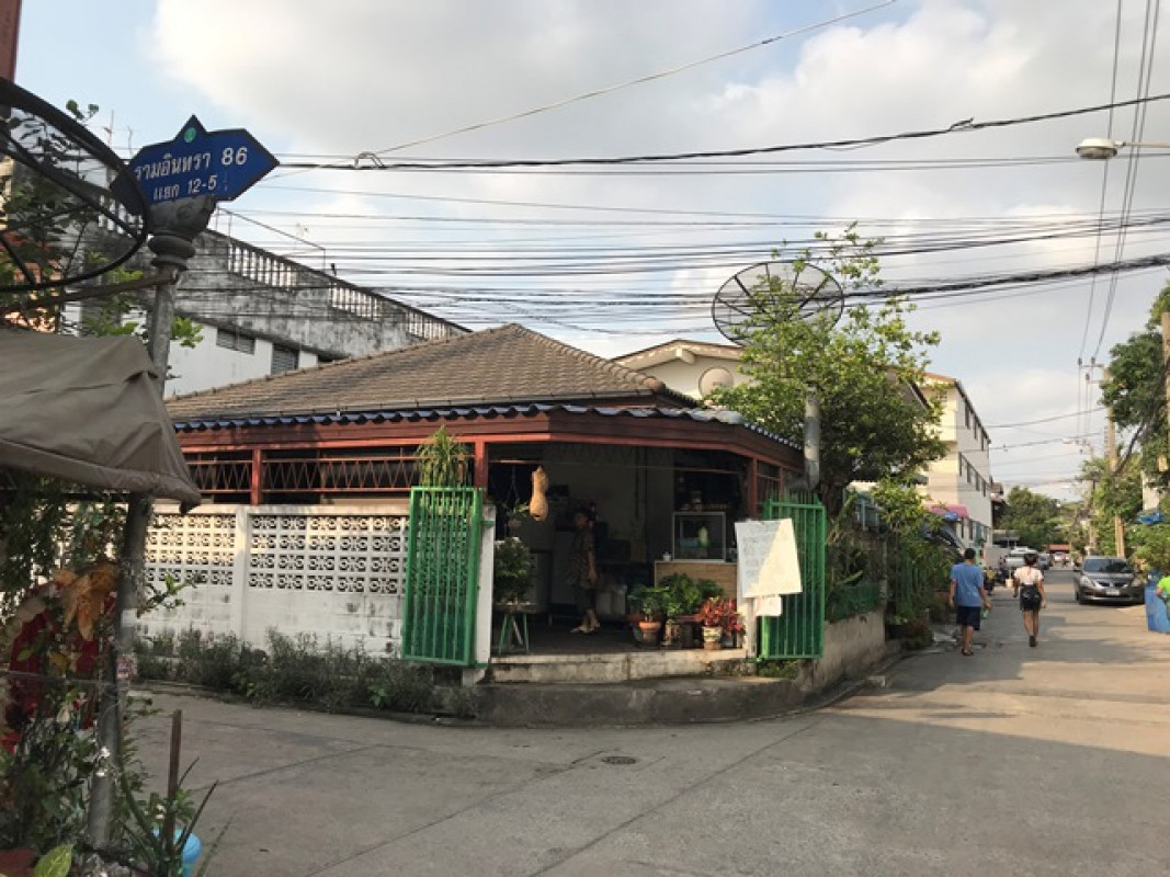 Single house Bangkok Khlong Sam Wa Bang Chan 2095000