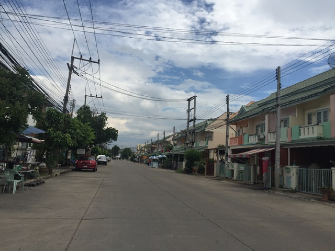 ทาวน์เฮ้าส์ ปทุมธานี ธัญบุรี บึงยี่โถ 1733000
