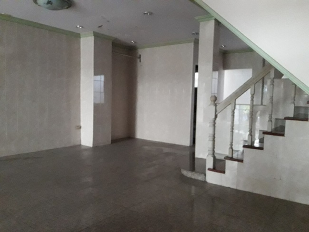 ทาวน์เฮ้าส์ ปทุมธานี ธัญบุรี บึงยี่โถ 1733000