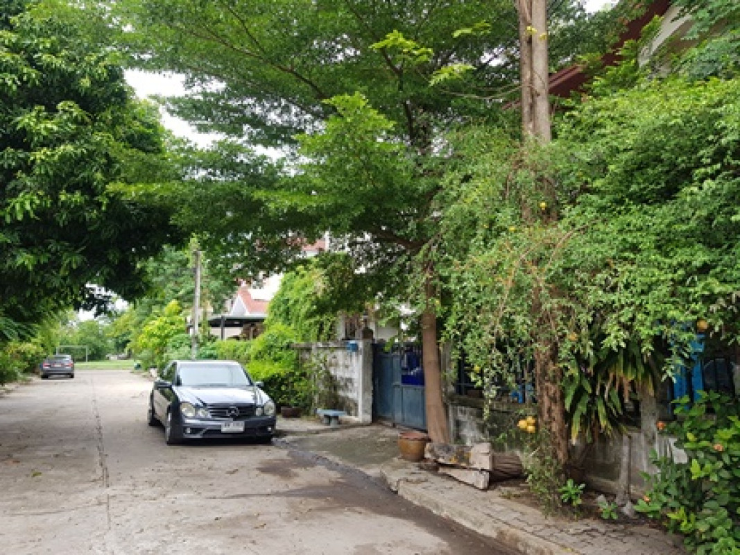Single house Bangkok Nong Chok Lampakchee 2415000