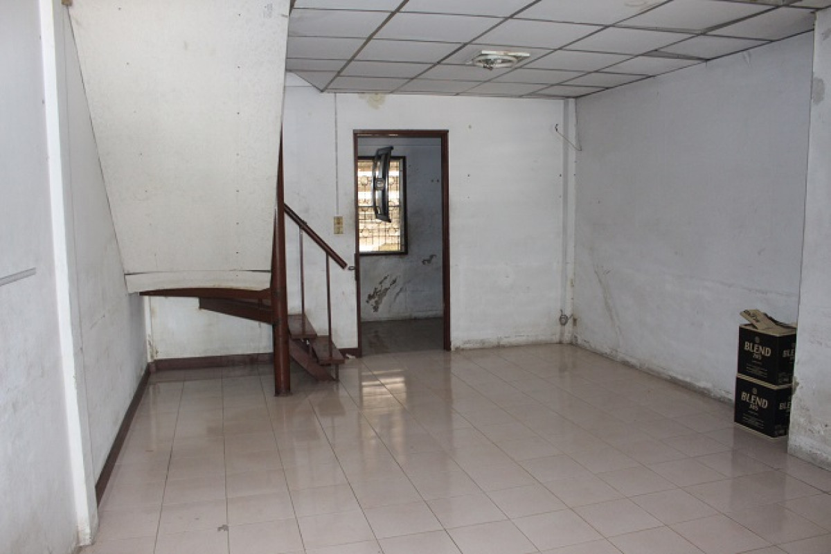 ทาวน์เฮ้าส์ ปทุมธานี ธัญบุรี ประชาธิปัตย์ 1313000
