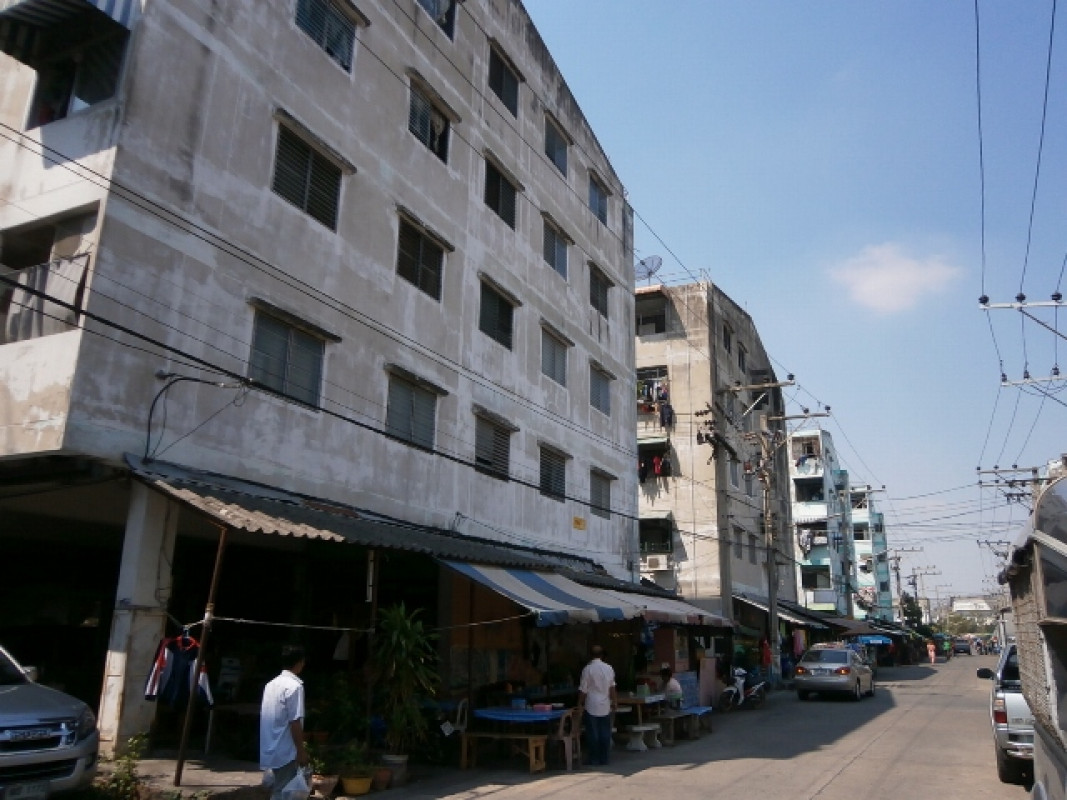 คอนโด ห้องชุดพักอาศัย โครงการ สินมั่นคง คอนโดมิเนียม อาคาร D ชั้น 5 : คอนโดราคาพิเศษ สมุทรปราการ พระประแดง บางจาก 161000