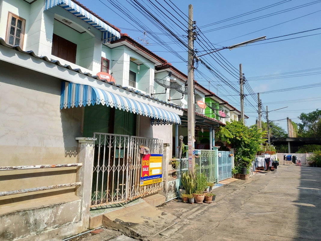 ทาวน์เฮ้าส์ นนทบุรี บางบัวทอง บางรักพัฒนา 1785000