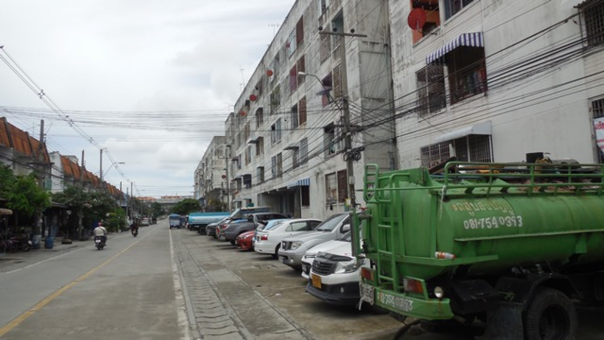 Condominium Samut Prakan Mueang Samut Prakan Thai Ban 294000
