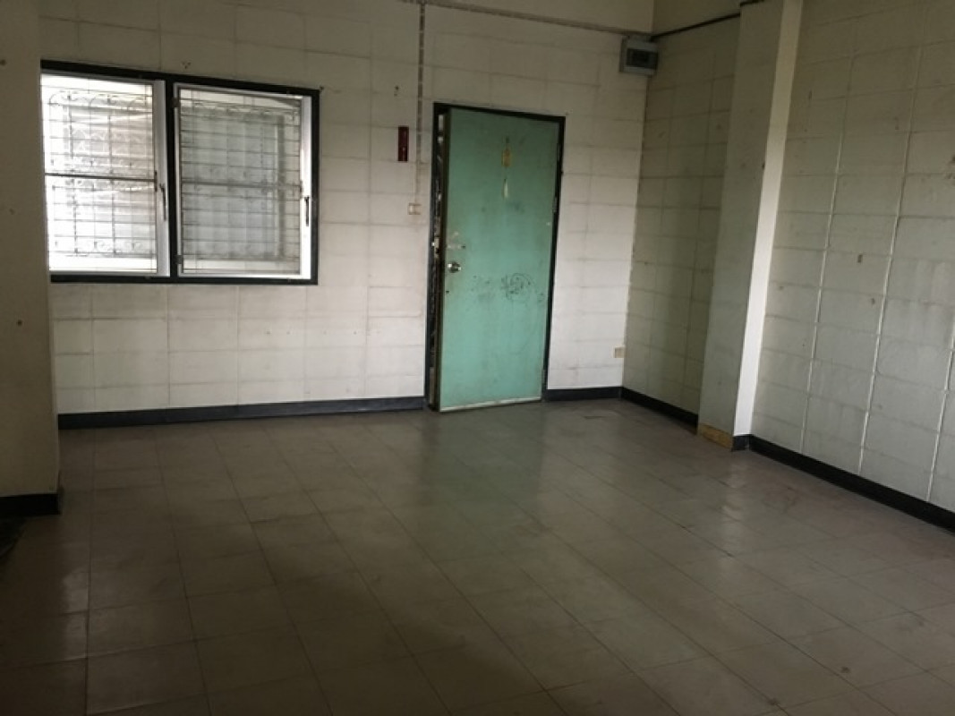 Condominium Samut Prakan Mueang Samut Prakan Thai Ban 294000