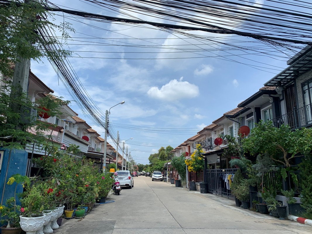 ทาวน์เฮ้าส์ นนทบุรี เมืองนนทบุรี บางกร่าง 2940000