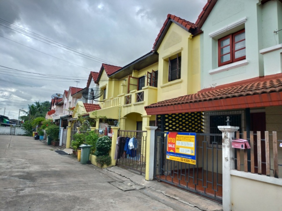 ทาวน์เฮ้าส์ นนทบุรี เมืองนนทบุรี บางรักน้อย 1680000