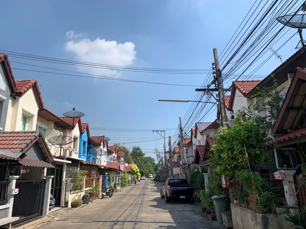 ทาวน์เฮ้าส์ นนทบุรี เมืองนนทบุรี บางรักน้อย 1680000