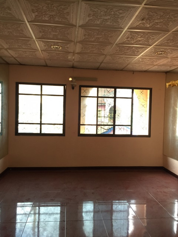 ทาวน์เฮ้าส์ ปทุมธานี ธัญบุรี บึงยี่โถ 1313000