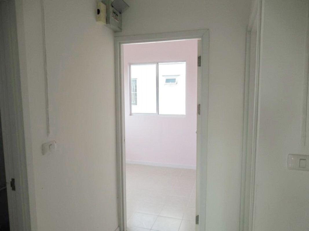 Townhouse Nakhon Pathom Sam Phran Rai Khing 1922000