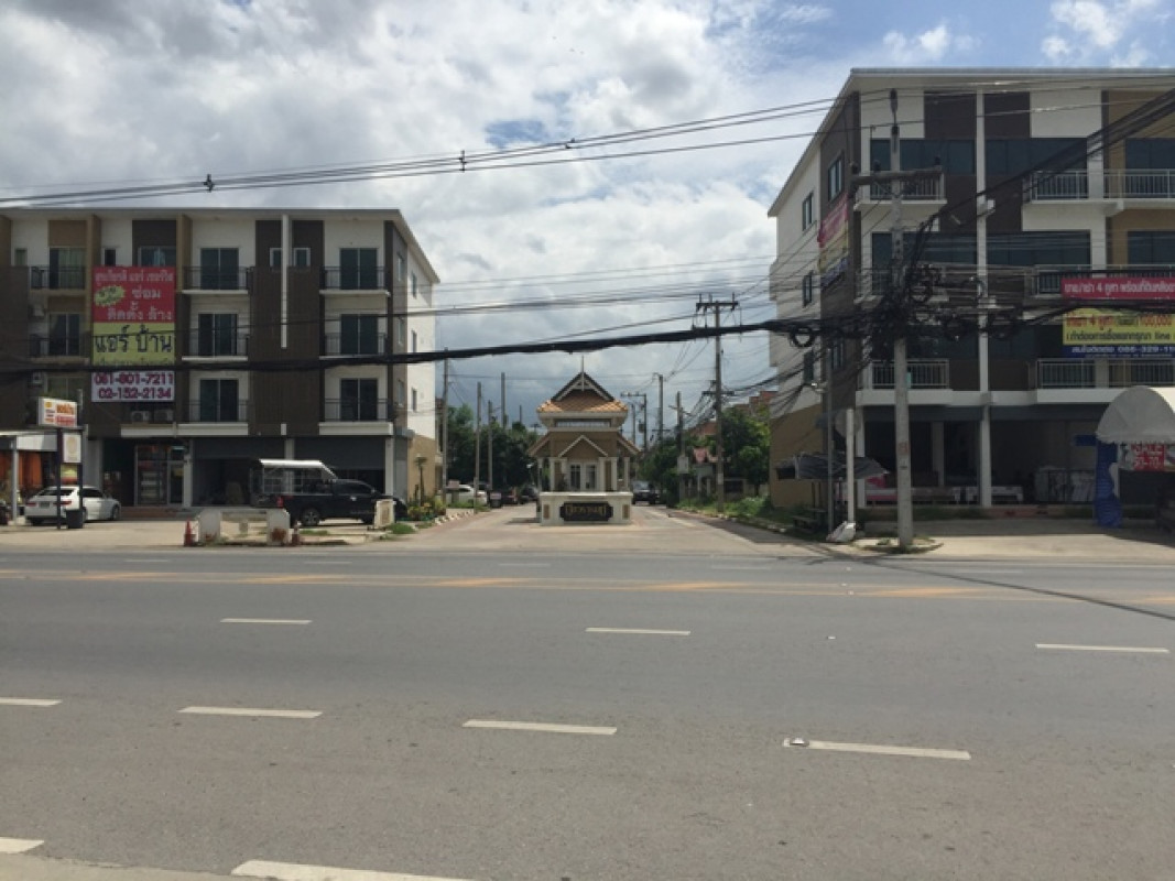 ทาวน์เฮ้าส์ ปทุมธานี ธัญบุรี บึงยี่โถ 1733000