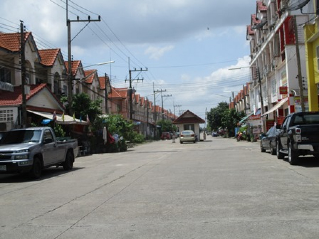ทาวน์เฮ้าส์ ปทุมธานี ธัญบุรี บึงน้ำรักษ์ 945000