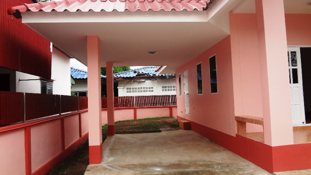 บ้านเดี่ยว คันทรีวิลล์ : ปรับปรุงใหม่ ลำปาง เมืองลำปาง ปงแสนทอง 908000