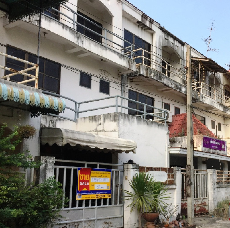 ทาวน์เฮ้าส์ นนทบุรี บางบัวทอง บางรักพัฒนา 2750000