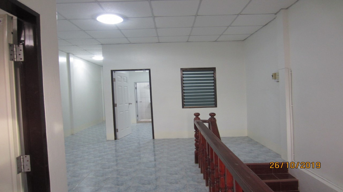 Commercial building Chumphon Pathio Saphli 2289000