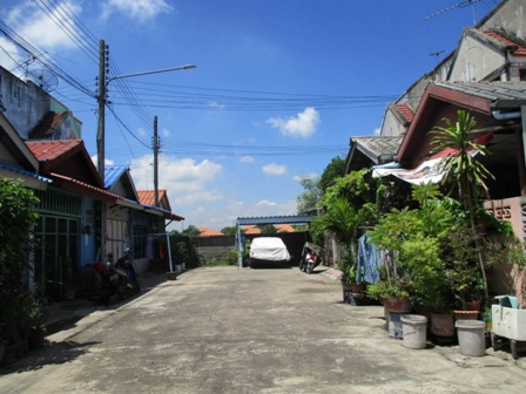 ทาวน์เฮ้าส์ ปทุมธานี ธัญบุรี บึงน้ำรักษ์ 735000