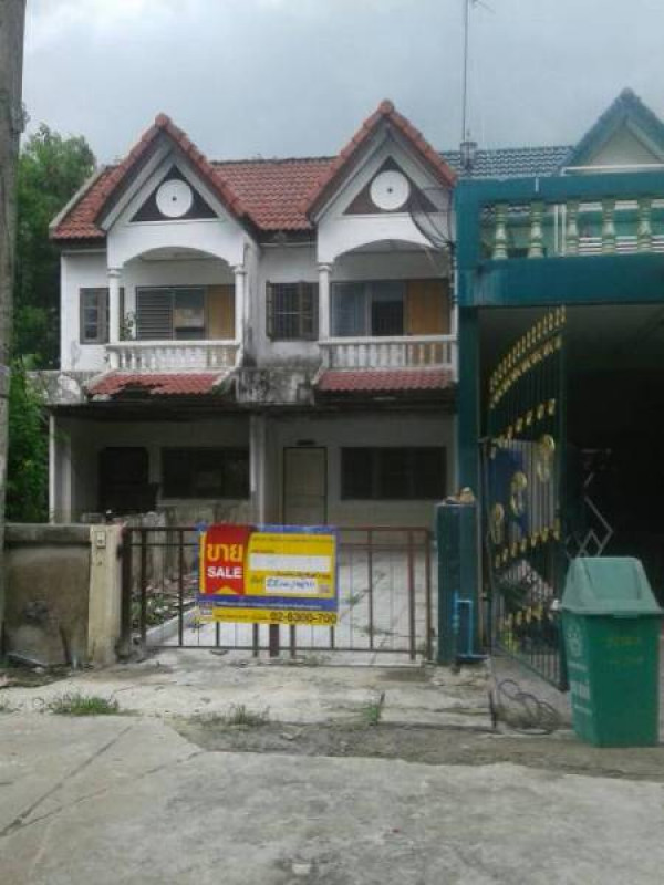 ทาวน์เฮ้าส์ หมู่บ้านเจริญลาภ 3 ปทุมธานี คลองหลวง คลองสี่ 605000