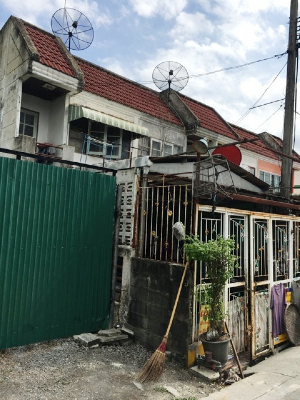 ทาวน์เฮ้าส์ นนทบุรี ปากเกร็ด ท่าอิฐ 1260000
