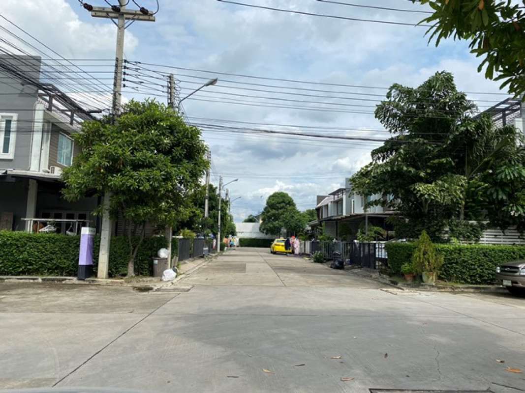 ทาวน์เฮ้าส์ ปทุมธานี เมืองปทุมธานี หลักหก 2625000