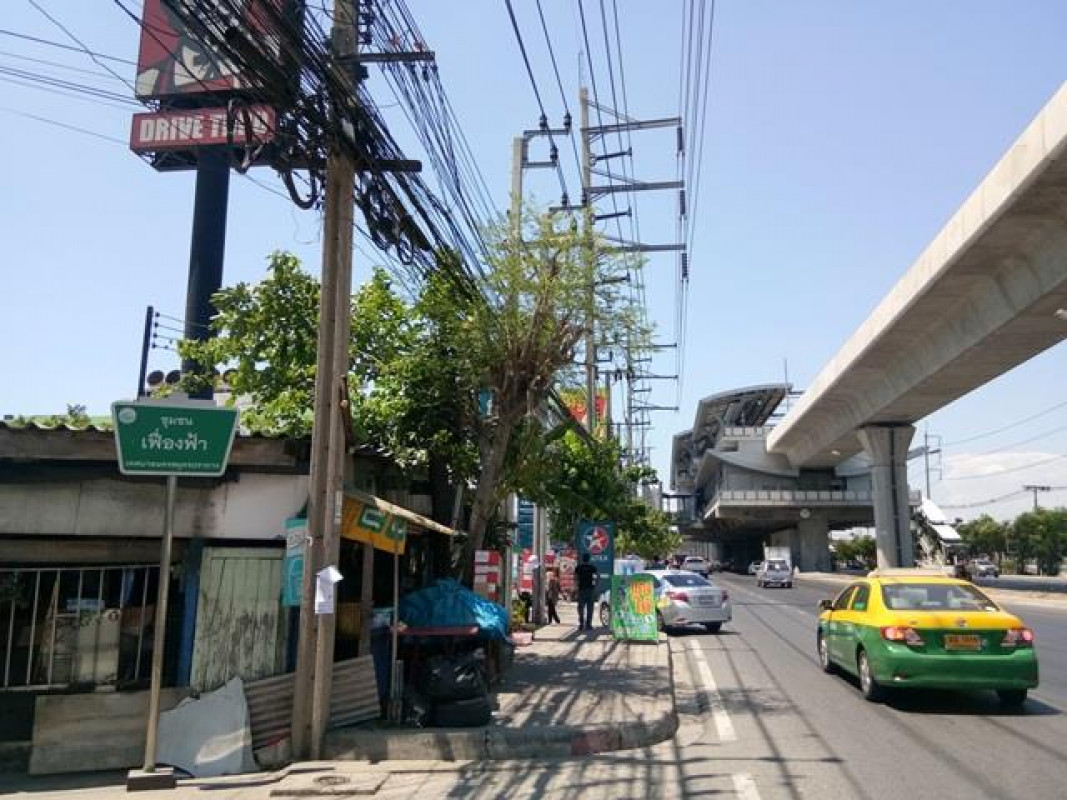 Condominium Samut Prakan Mueang Samut Prakan Pak Nam 135000