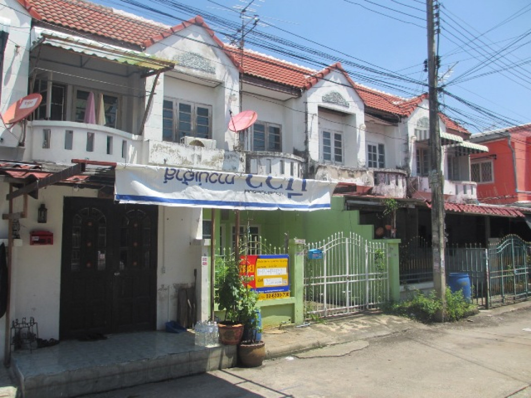 ทาวน์เฮ้าส์ หมู่บ้านคัทลียาวิลล์ ปทุมธานี ลำลูกกา ลาดสวาย 1155000