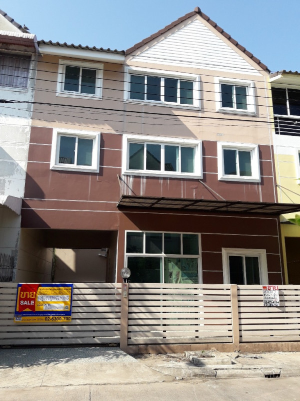 ทาวน์เฮ้าส์ นนทบุรี ปากเกร็ด บ้านใหม่ 2860000