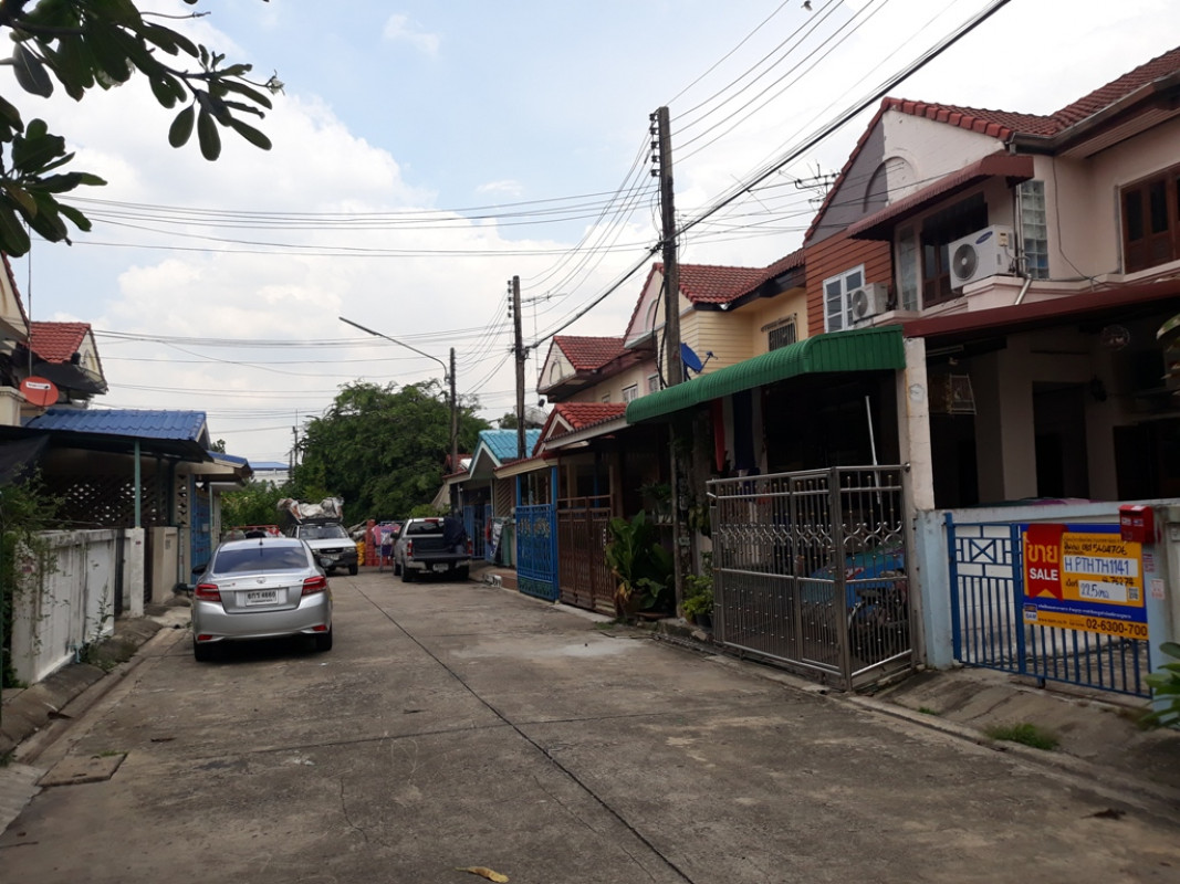 ทาวน์เฮ้าส์ ปทุมธานี ธัญบุรี ลำผักกูด 1210000