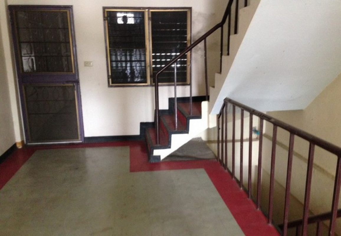 Commercial building Rayong Mueang Rayong Noen Phra 4200000