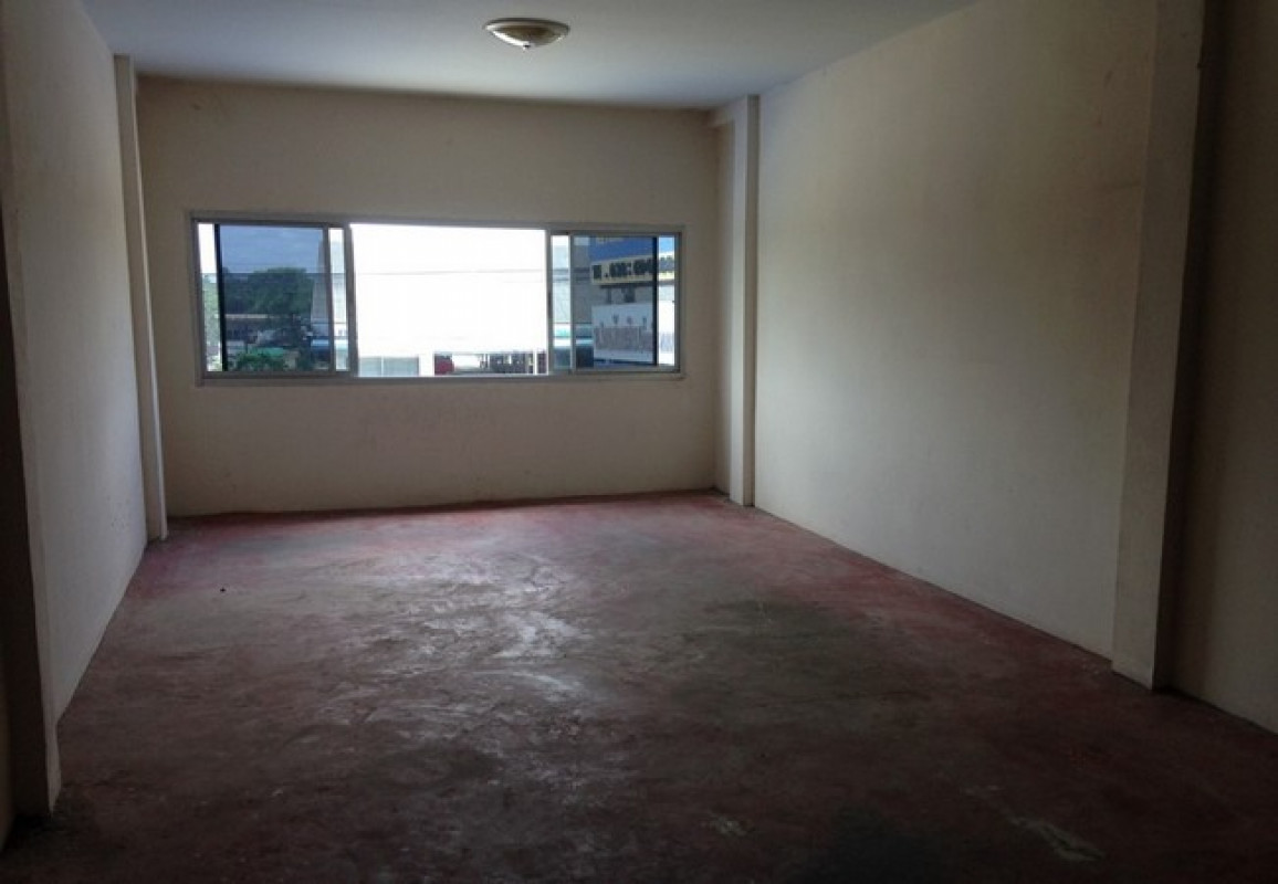 Commercial building Rayong Mueang Rayong Noen Phra 4200000