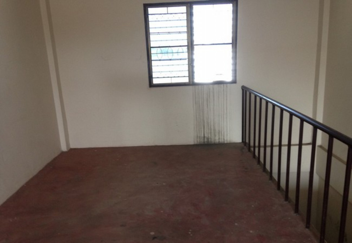 Commercial building Rayong Mueang Rayong Noen Phra 4200000