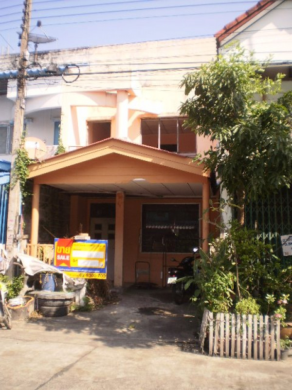 ทาวน์เฮ้าส์ ปทุมธานี ธัญบุรี ลำผักกูด 1045000