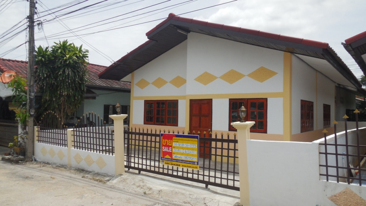 ทาวน์เฮ้าส์ นครราชสีมา เมืองนครราชสีมา สุรนารี 840000