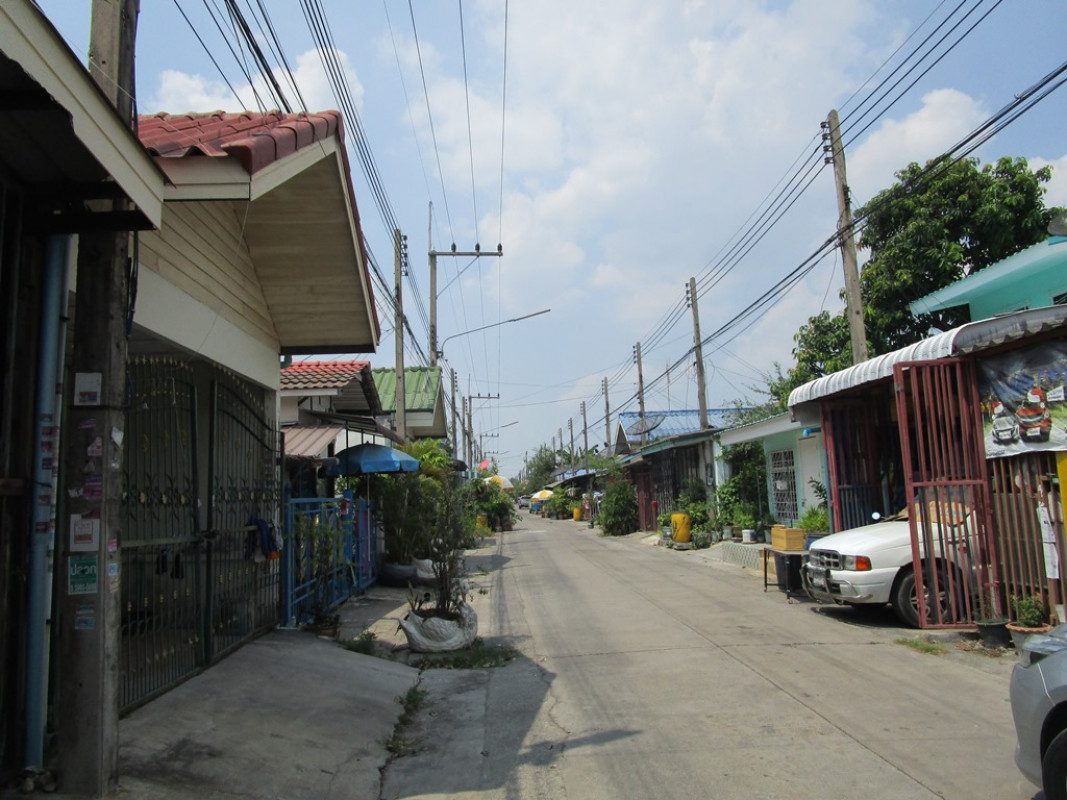 ทาวน์เฮ้าส์ ปทุมธานี ธัญบุรี ลำผักกูด 693000