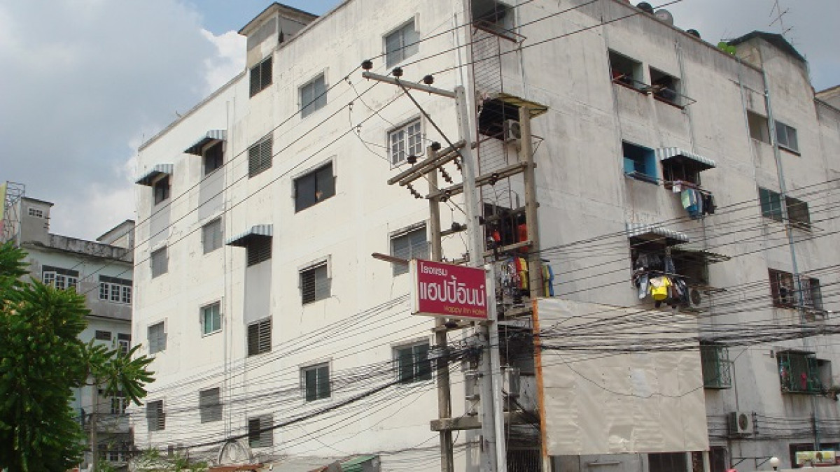 คอนโด คลองหนึ่งคอนโดทาวน์ ปทุมธานี ธัญบุรี ประชาธิปัตย์ 236000