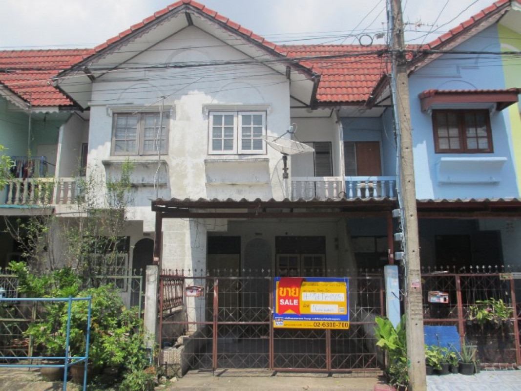 Townhouse Pathum Thani Lam Luk Ka Lat Sawai 1050000