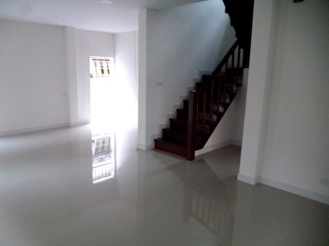 บ้านเดี่ยว ปทุมธานี ธัญบุรี บึงยี่โถ 2625000