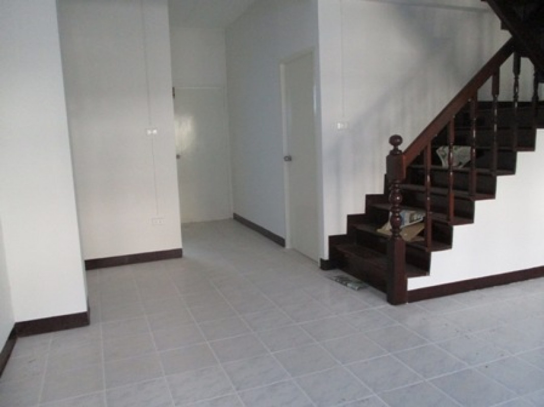 ทาวน์เฮ้าส์ ปทุมธานี ธัญบุรี บึงน้ำรักษ์ 998000
