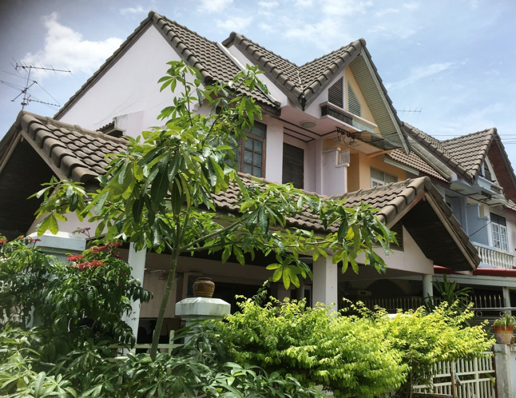 ทาวน์เฮ้าส์ นนทบุรี บางบัวทอง บางรักพัฒนา 2625000