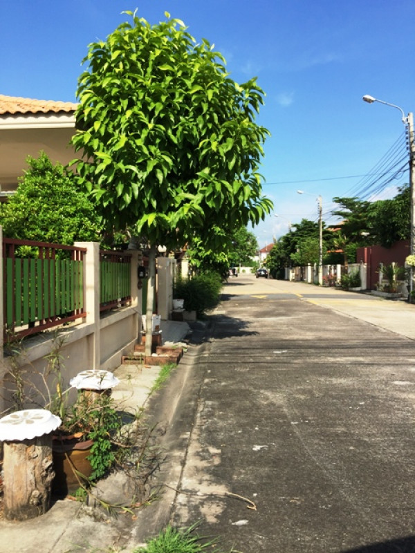 Single house Bangkok Min Buri Saen Saep 2730000