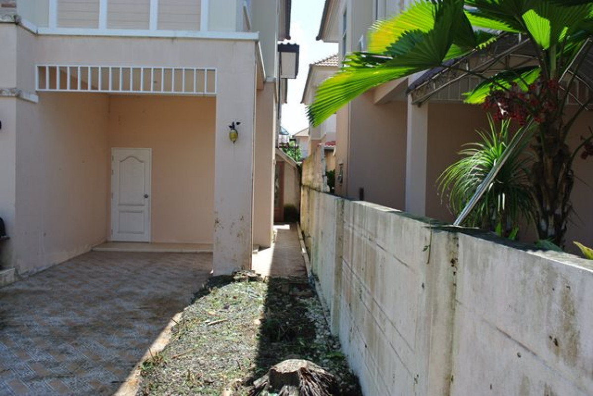 Single house Bangkok Min Buri Saen Saep 2730000