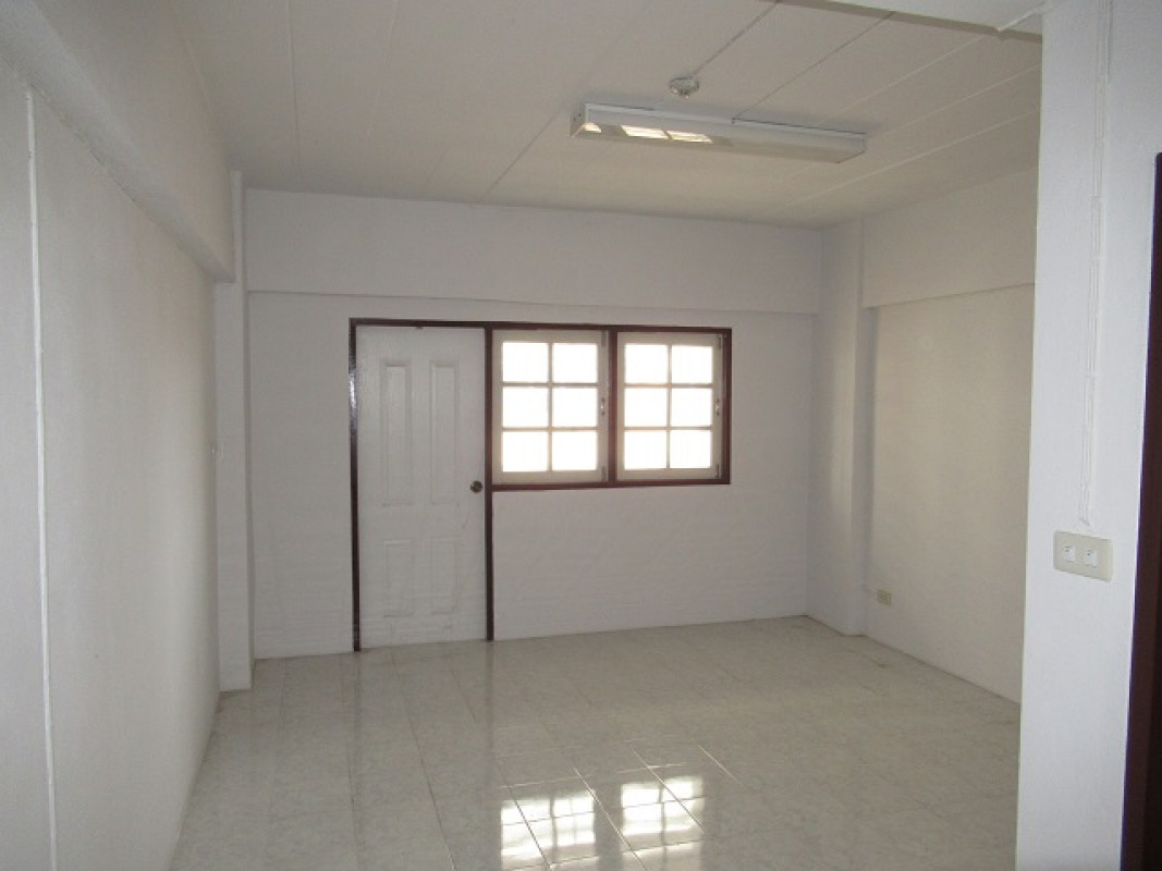 Condominium Pathum Thani Thanyaburi Pracha Thipat 453000