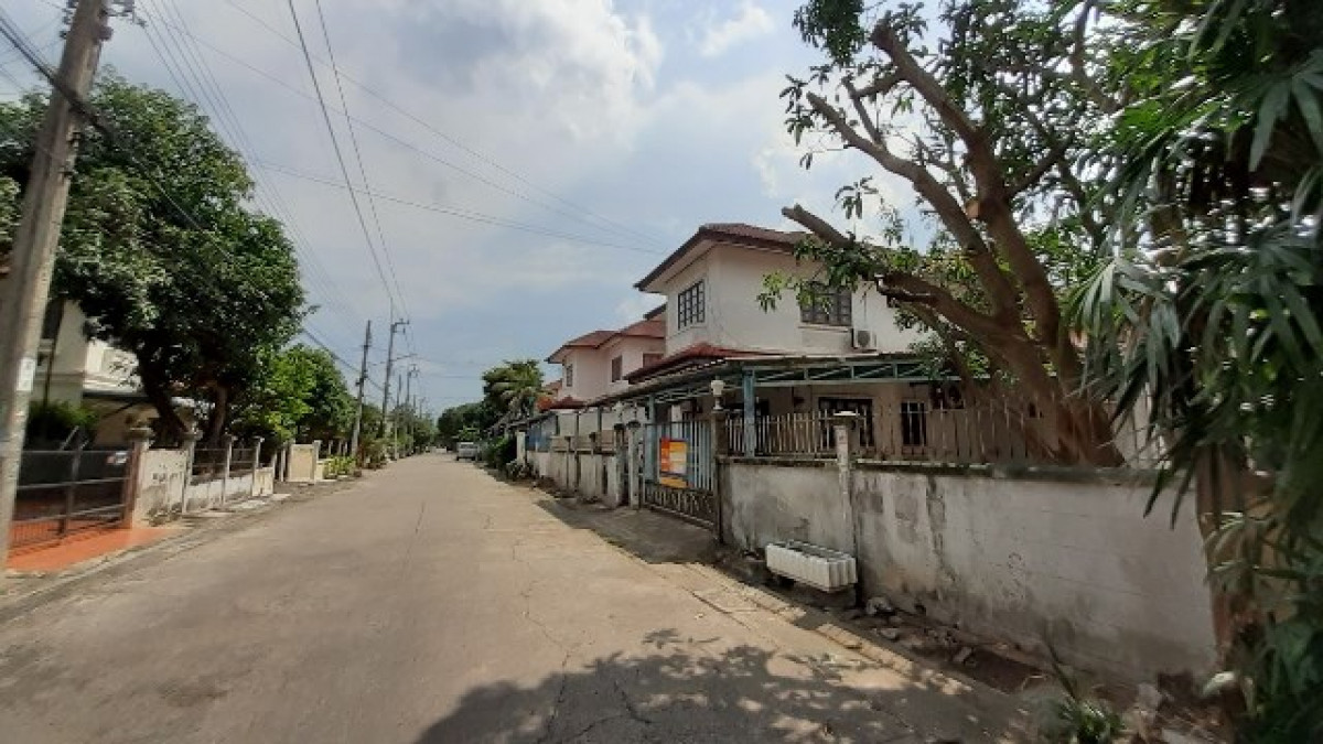 Single house Bangkok Khlong Sam Wa Sam Wa Tawan Ok 3001000