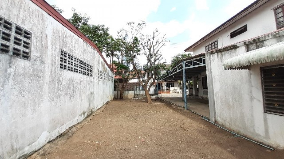 Single house Bangkok Khlong Sam Wa Sam Wa Tawan Ok 3001000