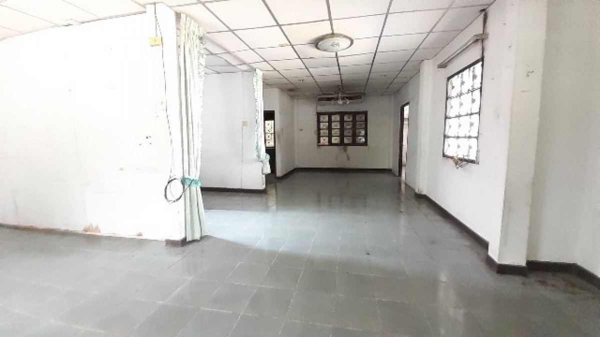 Single house Bangkok Khlong Sam Wa Sam Wa Tawan Ok 3001000